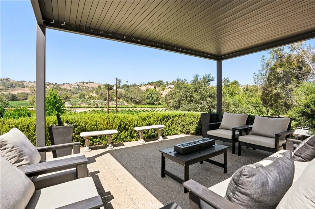 https://cdn.realtyfeed.com/cdn/127/306749117/9ad555898de3bbaf210e474df8484267.webp