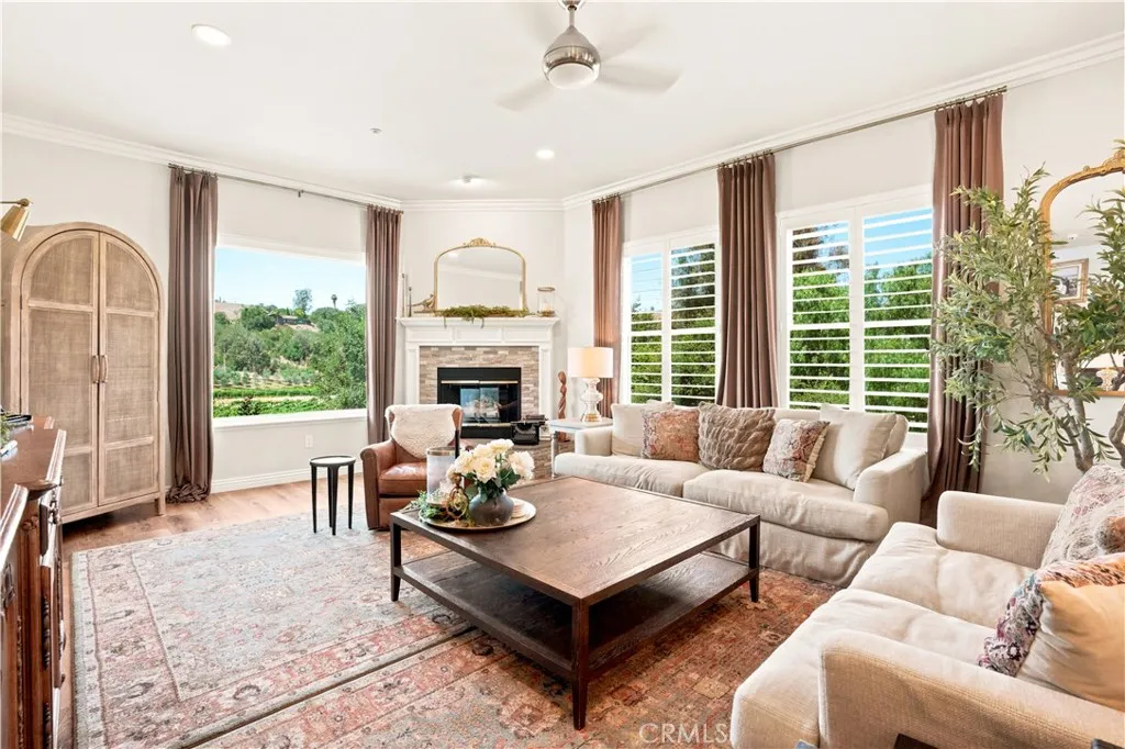 https://cdn.realtyfeed.com/cdn/127/306749117/eb8b950c2ff279e991f7faff250d70bf.webp