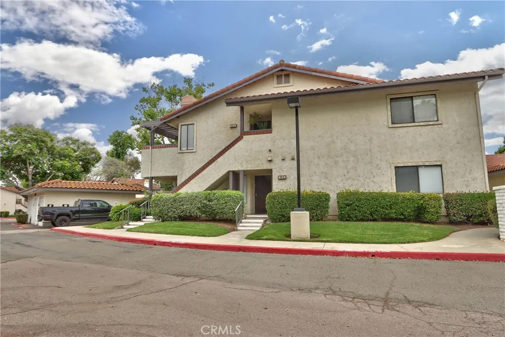 926 Lupine Hills Drive Unit 15, Vista, CA 92081 - Photo 2 of 72, Vista, CA
