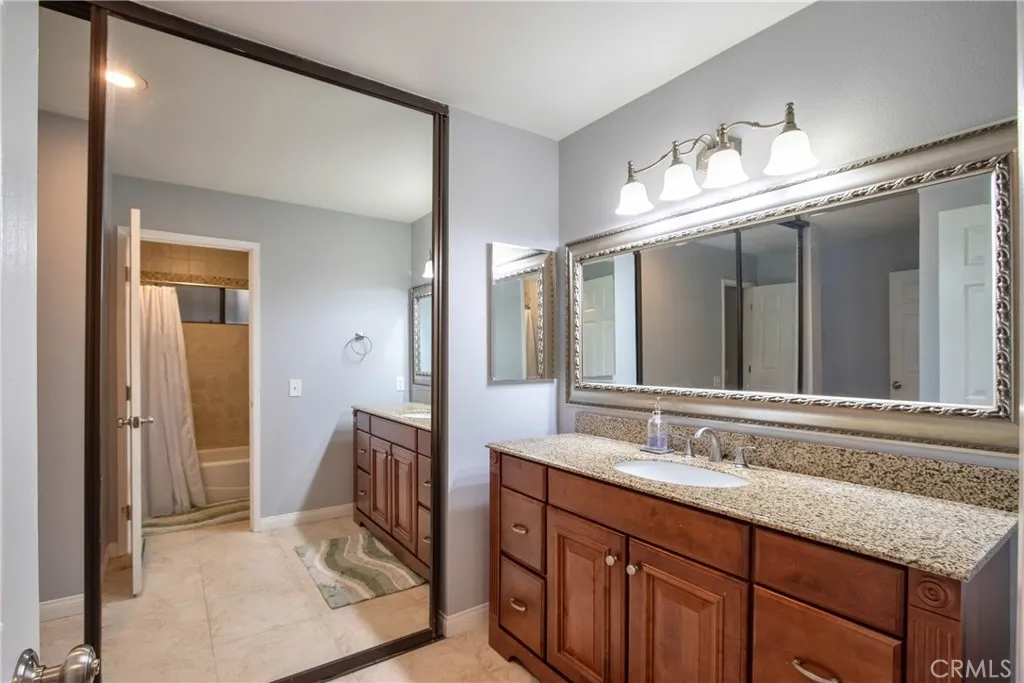 https://cdn.realtyfeed.com/cdn/127/306749125/5ab293162c1047a8af52ae0ed8137dea.webp