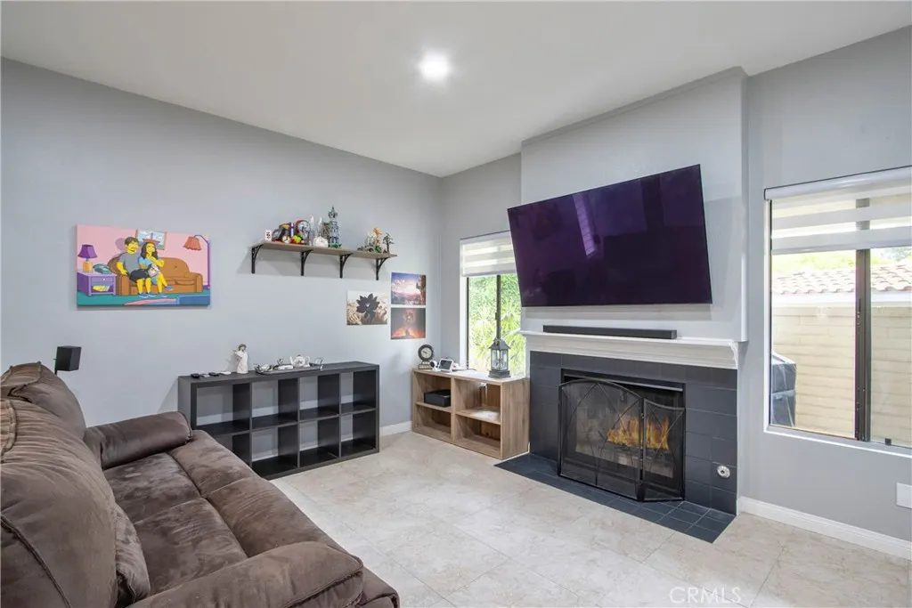 https://cdn.realtyfeed.com/cdn/127/306749125/84e527b9cbbd04a55bce9d75e0874286.webp