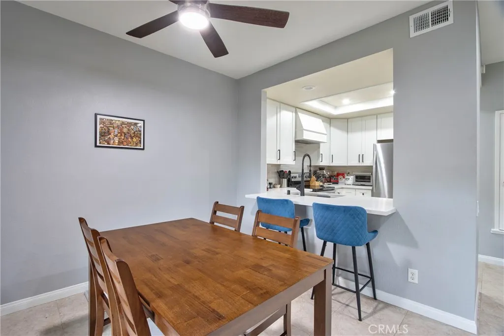 https://cdn.realtyfeed.com/cdn/127/306749125/a1fc5f52dc83aa01df173e1af15c0114.webp