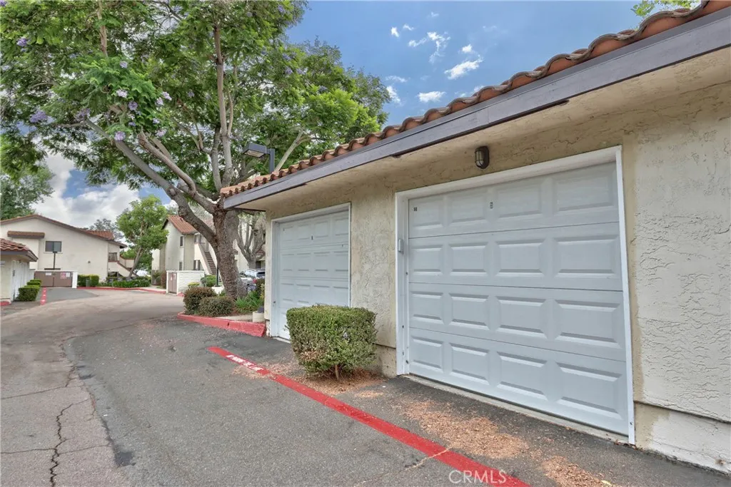 https://cdn.realtyfeed.com/cdn/127/306749125/b30f43e7cb881295cda5c58cda2aeb49.webp