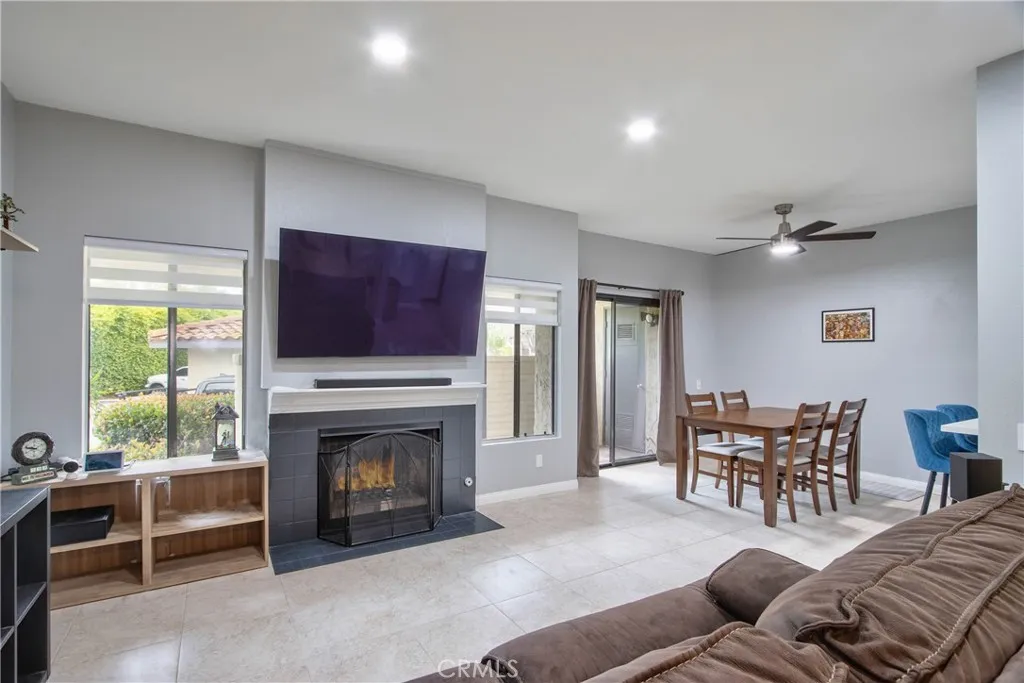 926 Lupine Hills Drive Unit 15, Vista, CA 92081 - Photo 2 of 37, Vista, CA