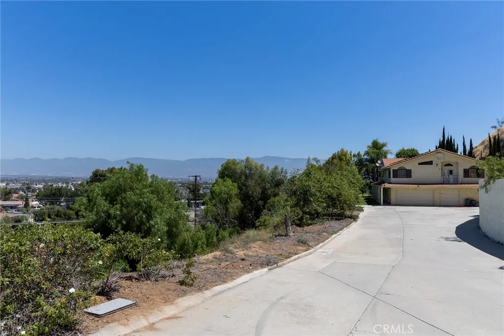 1815 Hilltop, Colton, CA 92324 - Photo 5 of 21, Colton, CA