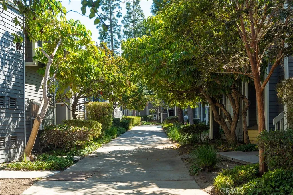 25613 Pine Creek, Wilmington, CA 90744 - Photo 4 of 51, Wilmington, CA