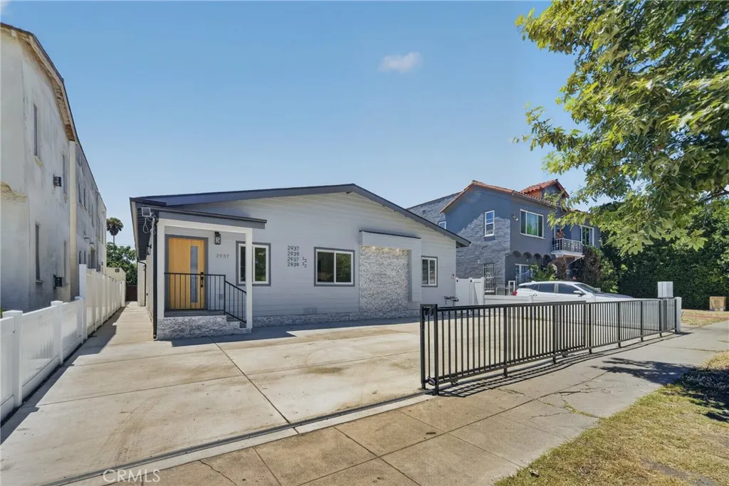 2937 10th, Los Angeles, CA 90018 - Main photo, Los Angeles, CA