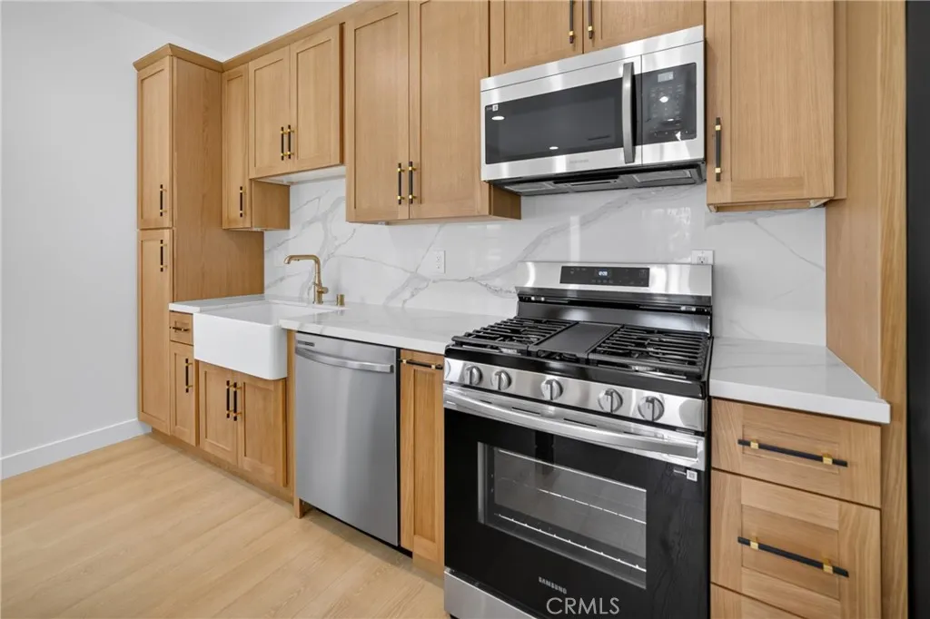 2937 10th, Los Angeles, CA 90018 - Photo 5 of 64, Los Angeles, CA