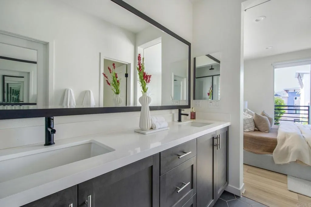 https://cdn.realtyfeed.com/cdn/127/306749169/08887b6200f9b5781ce7af03a1252d31.webp