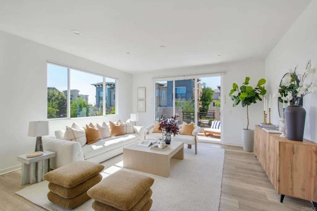 https://cdn.realtyfeed.com/cdn/127/306749169/8048314c0c40aa9b8f60ccded32acd3a.webp