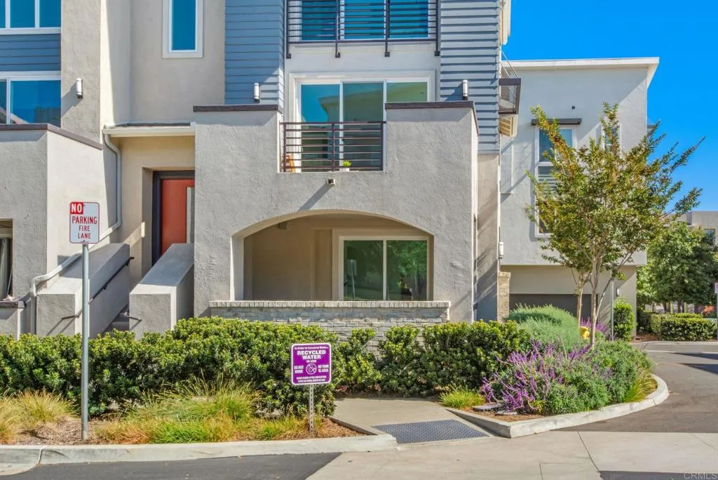 https://cdn.realtyfeed.com/cdn/127/306749169/b1cb08fe81b4034f4f552b986c209c79.webp