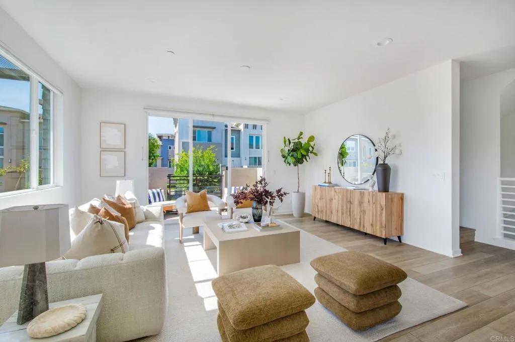 https://cdn.realtyfeed.com/cdn/127/306749169/b91b6206c91f2c7adf4b7cc3aeaab77f.webp
