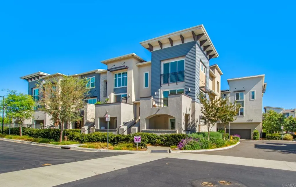 https://cdn.realtyfeed.com/cdn/127/306749169/bddd31cdd26b863909720a5f3a142d28.webp