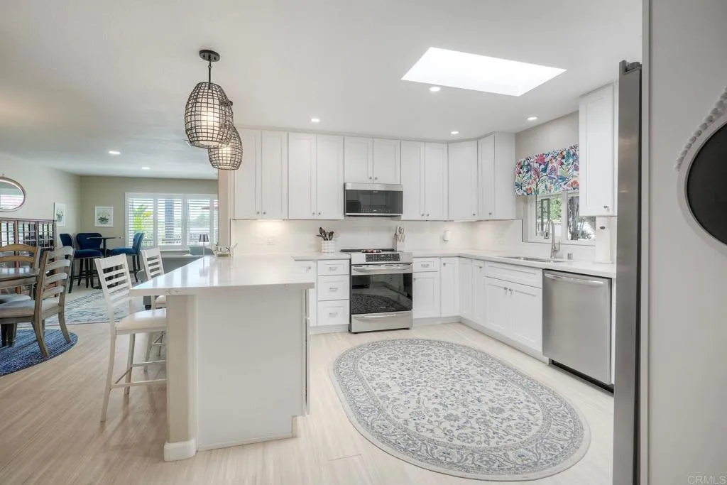 https://cdn.realtyfeed.com/cdn/127/306749210/16ca61056b00590a686229d3bb277a15.webp