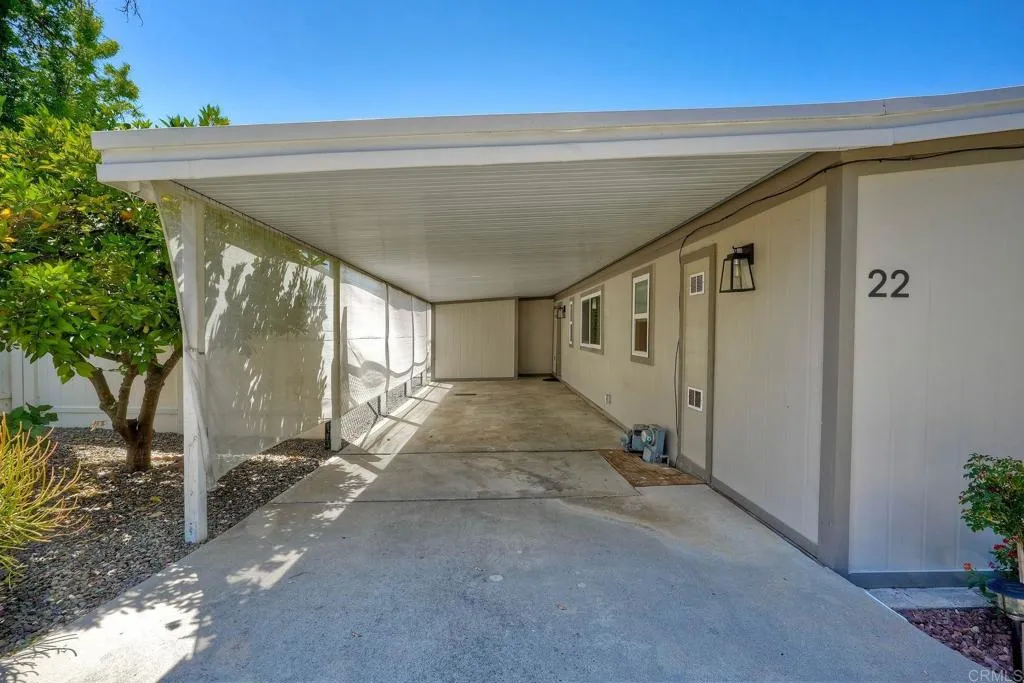 https://cdn.realtyfeed.com/cdn/127/306749210/8c8a161e9987c28f2b4aefba50d097c1.webp