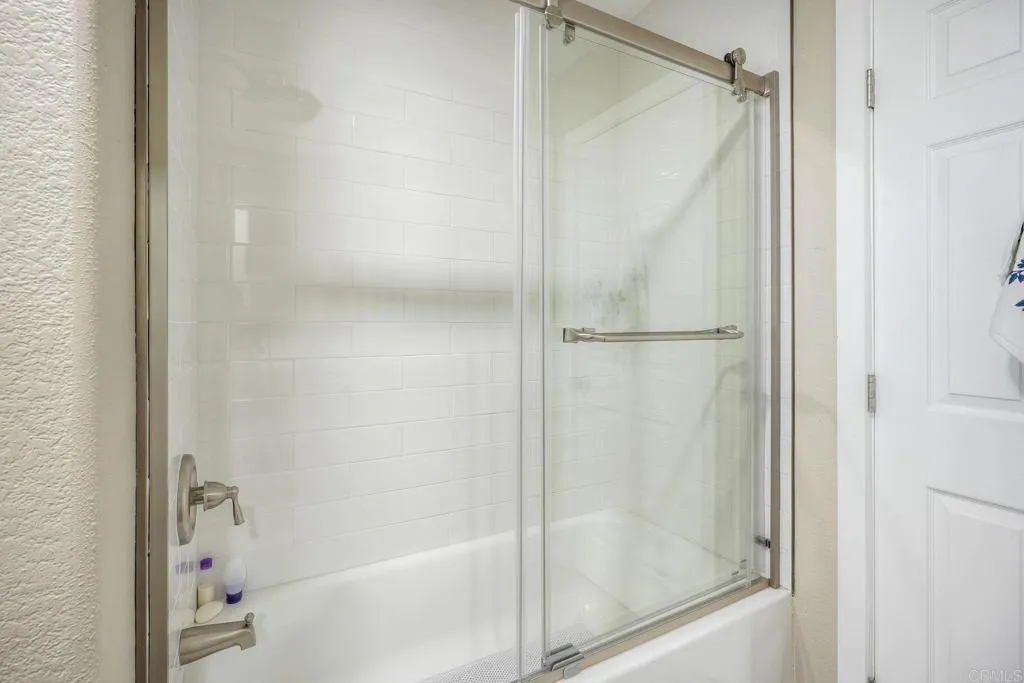 https://cdn.realtyfeed.com/cdn/127/306749210/b626097e8196a9cdcd4027511812e065.webp