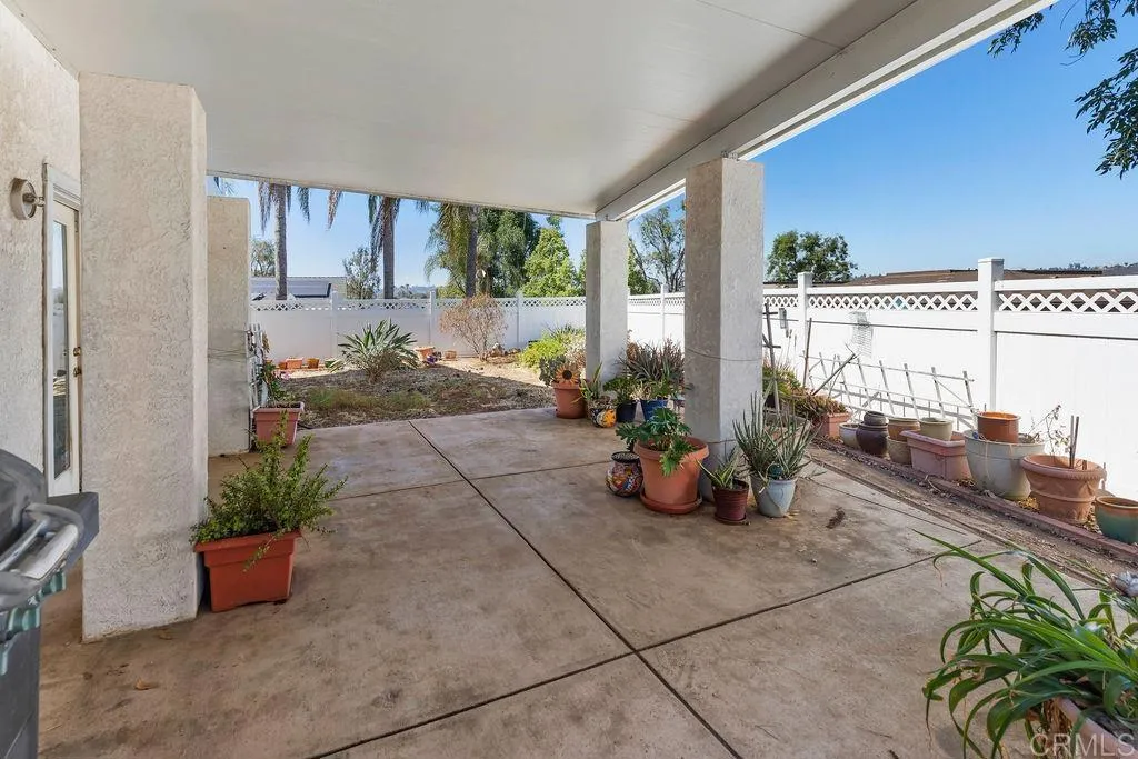 https://cdn.realtyfeed.com/cdn/127/306749216/0a95883c8f4690be2e46d5df3724171c.webp