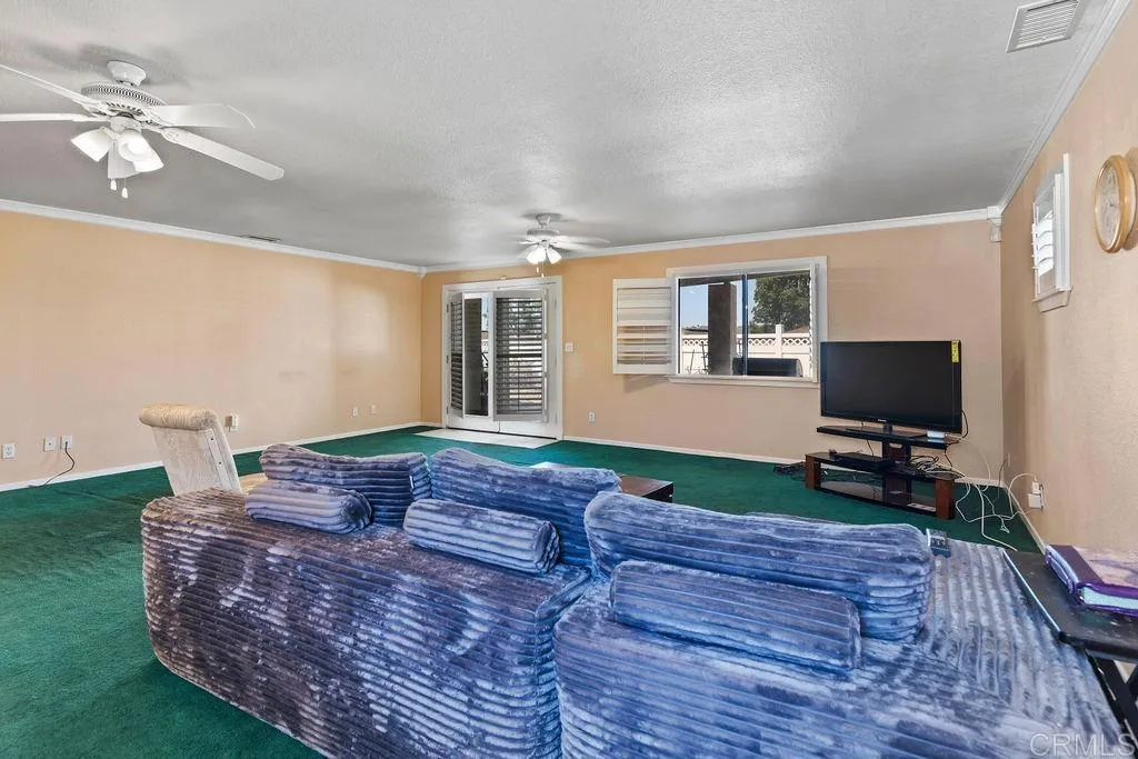 https://cdn.realtyfeed.com/cdn/127/306749216/1ba98c4b7a2a95fbbc4b399d22795240.webp
