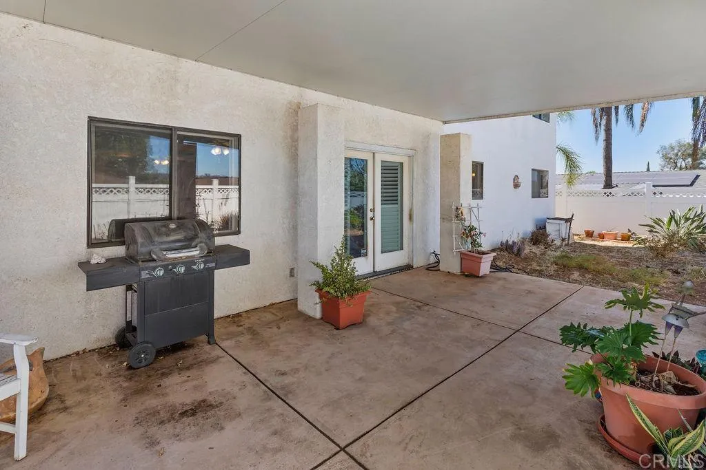https://cdn.realtyfeed.com/cdn/127/306749216/36a0ef8b074d43eef09a4f79ca9da173.webp