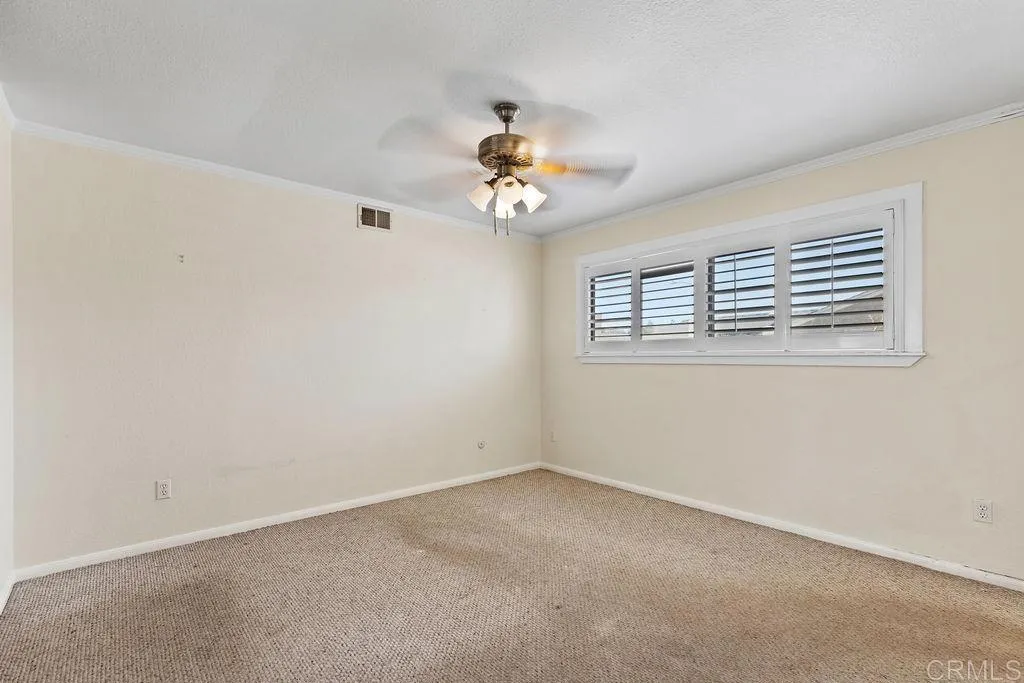 https://cdn.realtyfeed.com/cdn/127/306749216/8b85226f7beeb56239e5631d55e354b0.webp