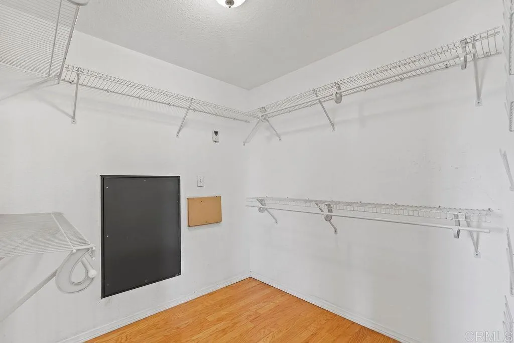 https://cdn.realtyfeed.com/cdn/127/306749216/916e61fee923e5d8eabc60c9b23e02fb.webp