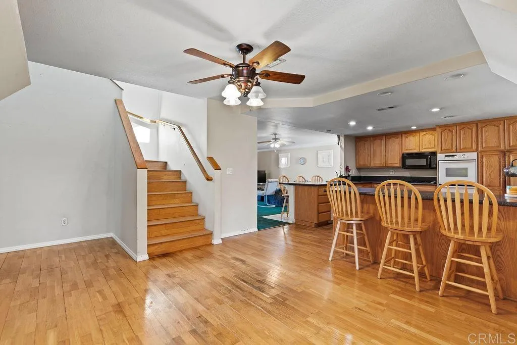 https://cdn.realtyfeed.com/cdn/127/306749216/de0e85b50255116867b094eb5c0414a6.webp