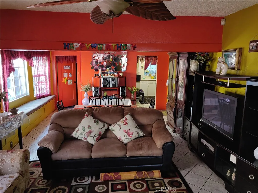 636 E 7th Street, Long Beach, CA 90813 - Photo 4 of 8, Long Beach, CA