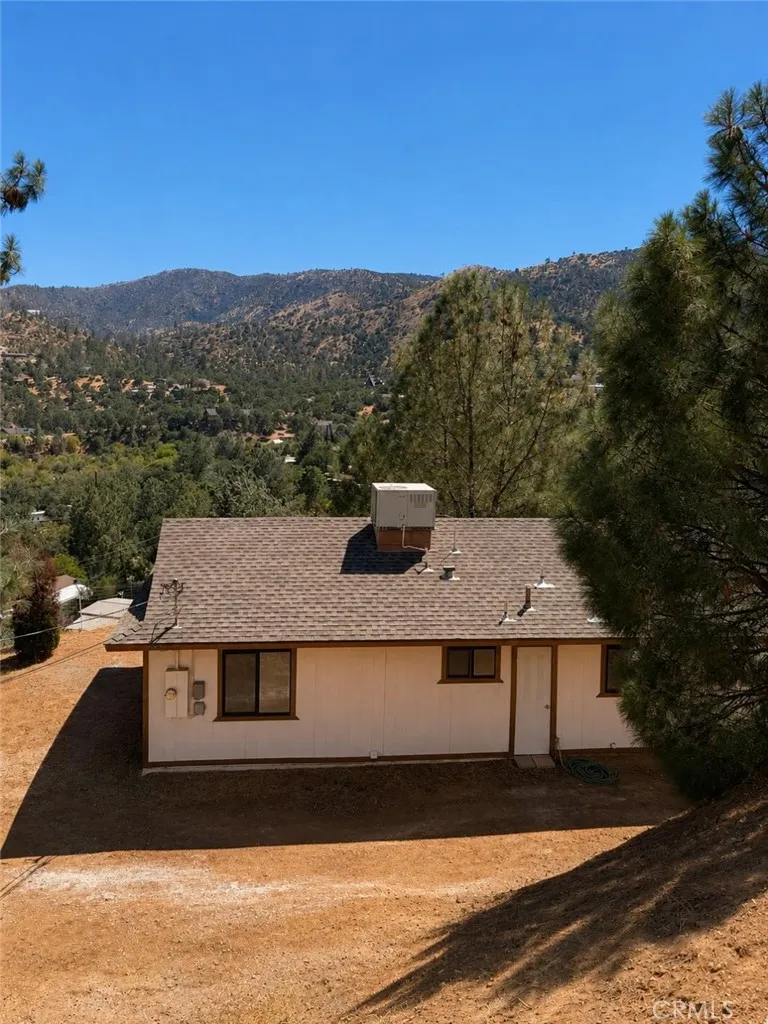 103 Mardella, Wofford Heights, CA 93285 - Photo 4 of 22, Wofford Heights, CA