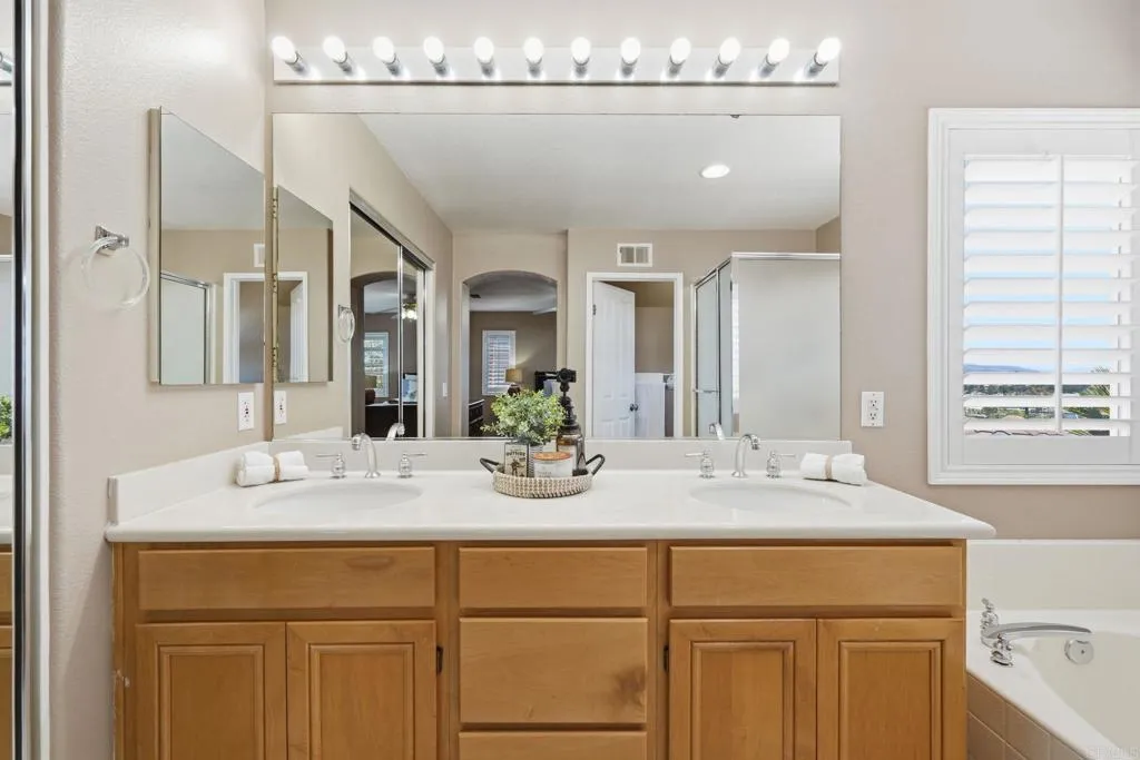 https://cdn.realtyfeed.com/cdn/127/306749252/1be27b44760d2b02105111d77d1557fc.webp