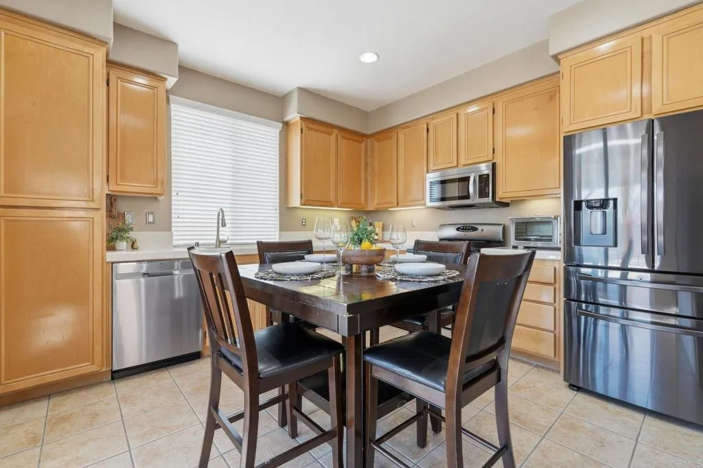 https://cdn.realtyfeed.com/cdn/127/306749252/81a41199a66ae51c4d2c86a98ab6fab8.webp