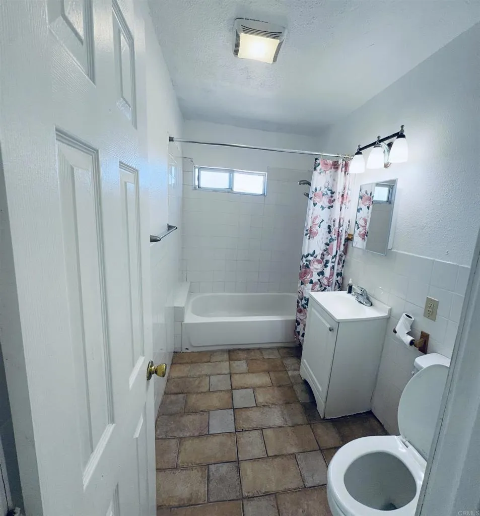 https://cdn.realtyfeed.com/cdn/127/306749289/24626da38db5d5863cd09b528fb2efc6.webp