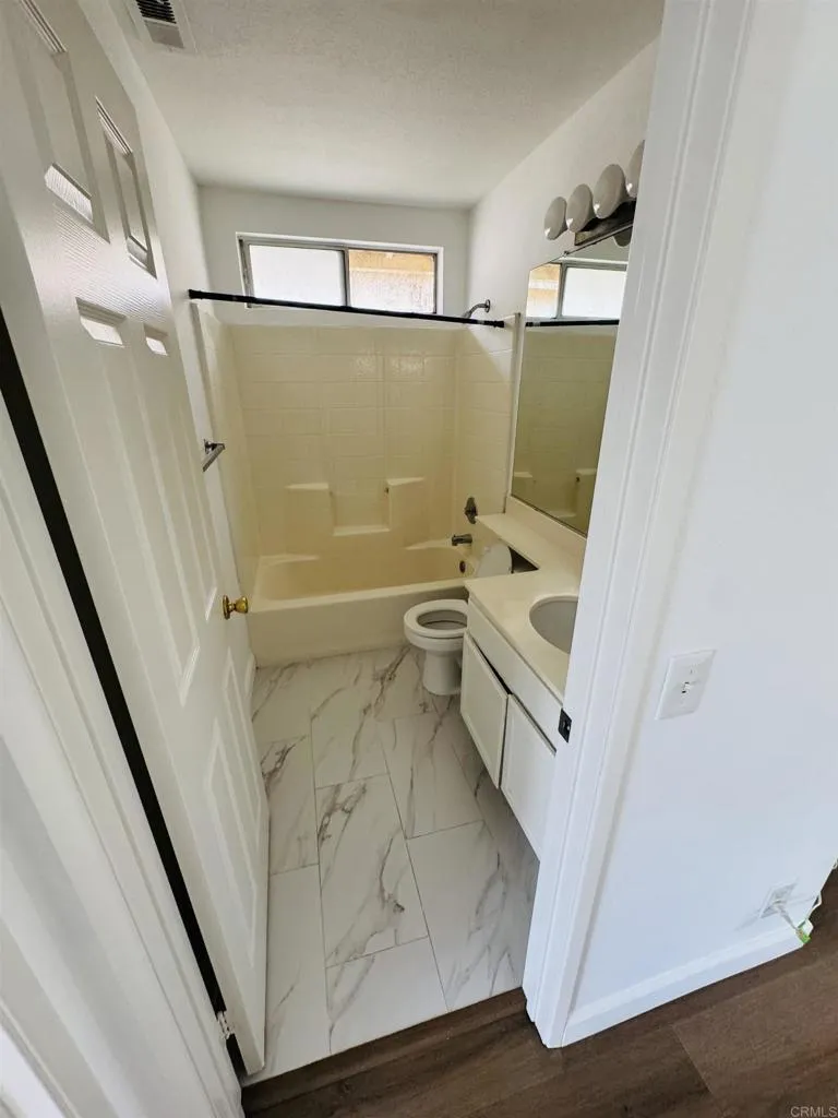 https://cdn.realtyfeed.com/cdn/127/306749291/28a579162abd402d6d174e6c54c00e56.webp