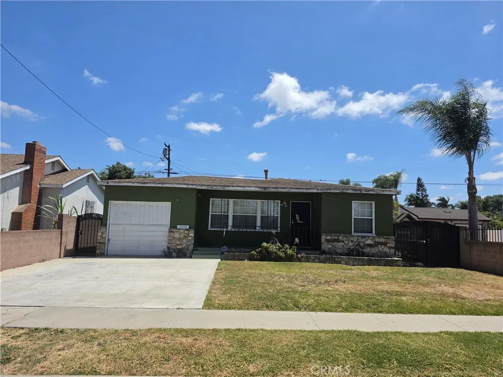 1206 W 134th, Compton, CA 90222 - Photo 2 of 2, Compton, CA