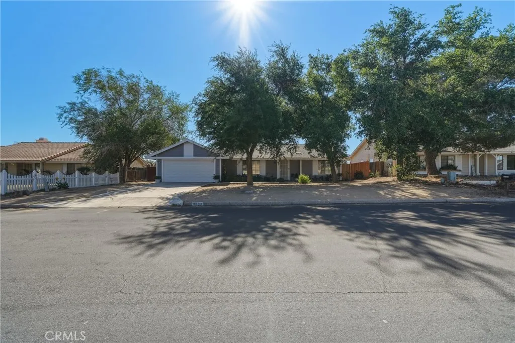11663 Low Chaparral, Victorville, CA 92392 - Photo 2 of 17, Victorville, CA