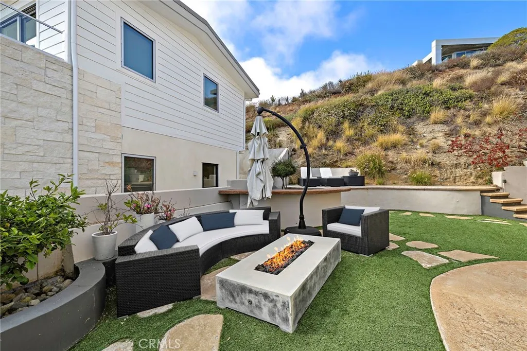 608 Loretta Drive, Laguna Beach, CA 92651 - Photo 2 of 47, Laguna Beach, CA