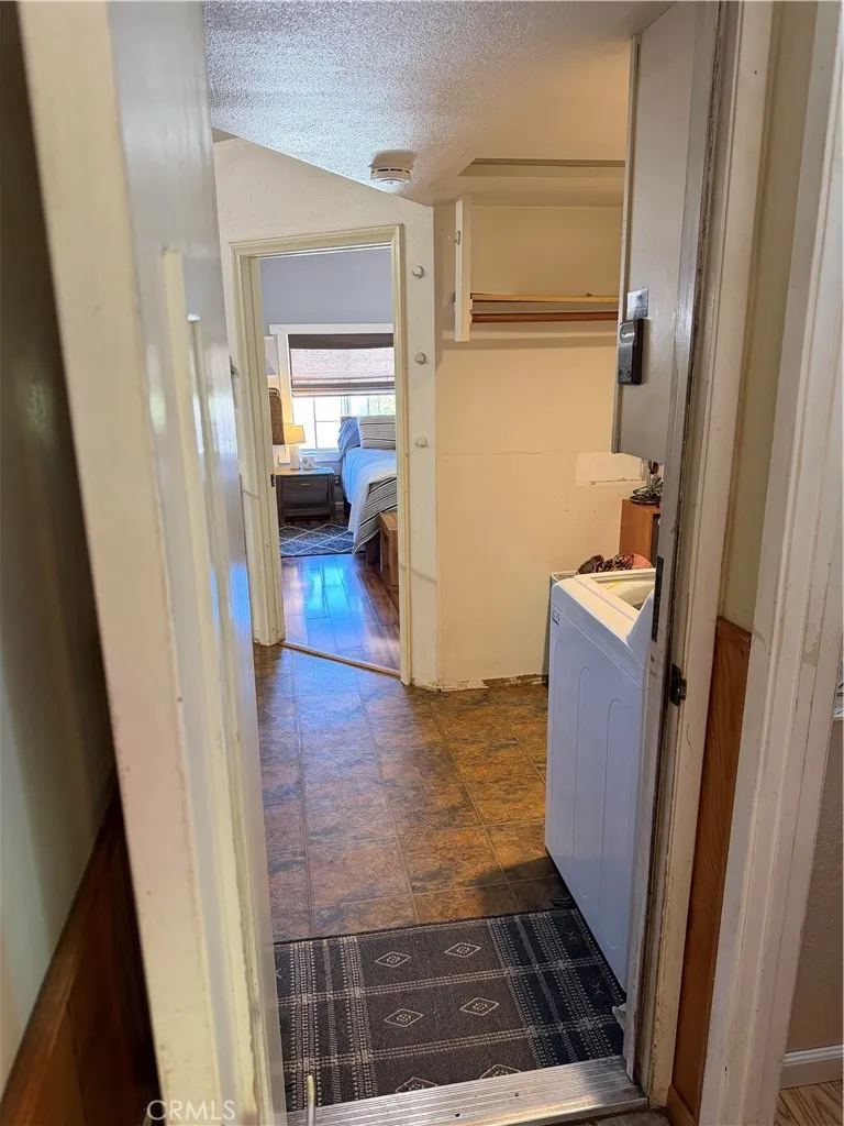 https://cdn.realtyfeed.com/cdn/127/306749363/026ff2d4e2249d2e7cd5421058bc6b37.webp