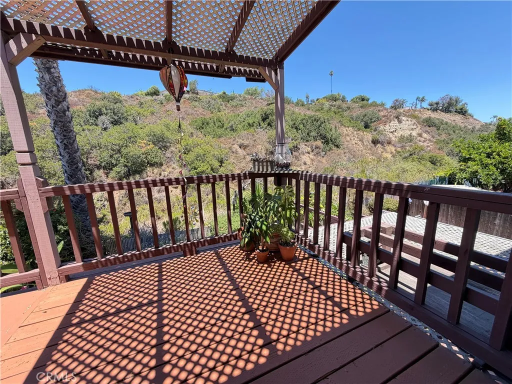 https://cdn.realtyfeed.com/cdn/127/306749363/15b65c52246e4ca2a6098096f948cfca.webp