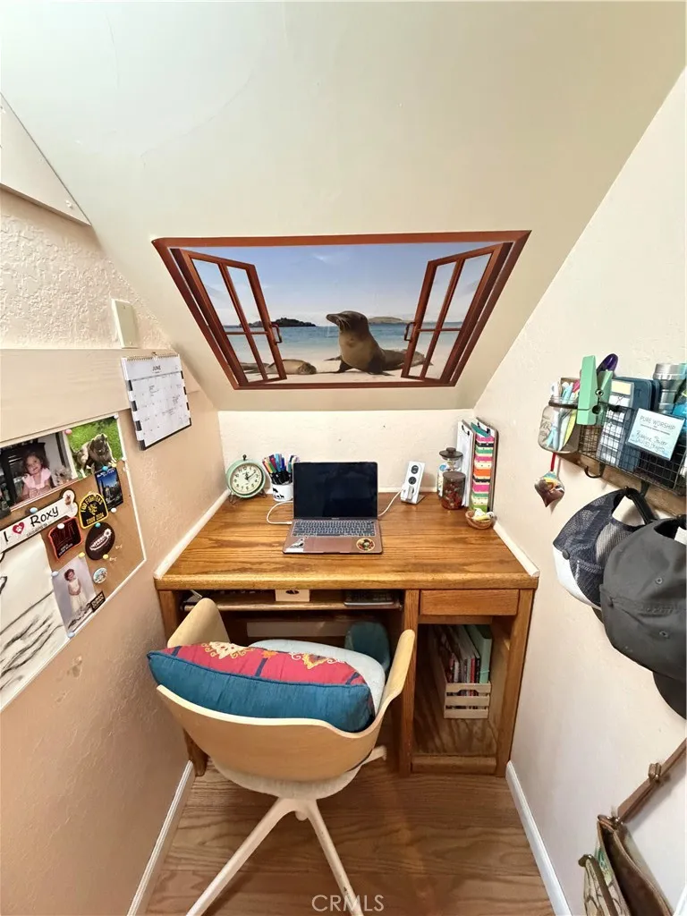 https://cdn.realtyfeed.com/cdn/127/306749363/50d2b7e57228d3b8ec71f9922f9219c4.webp