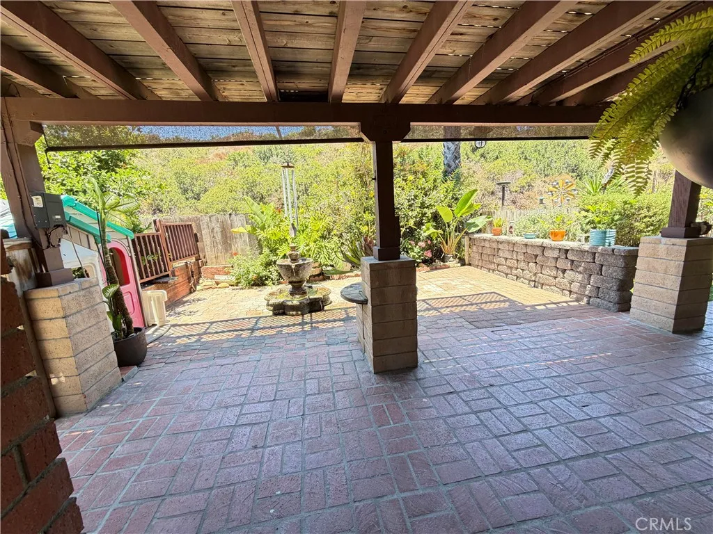 https://cdn.realtyfeed.com/cdn/127/306749363/89588b40ccdaca19372e8828ae58aca3.webp