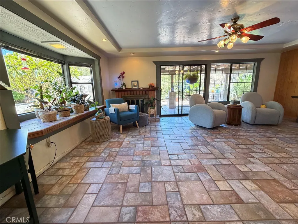 https://cdn.realtyfeed.com/cdn/127/306749363/a90569b4a2dd6bc07326767a2d26cdc4.webp