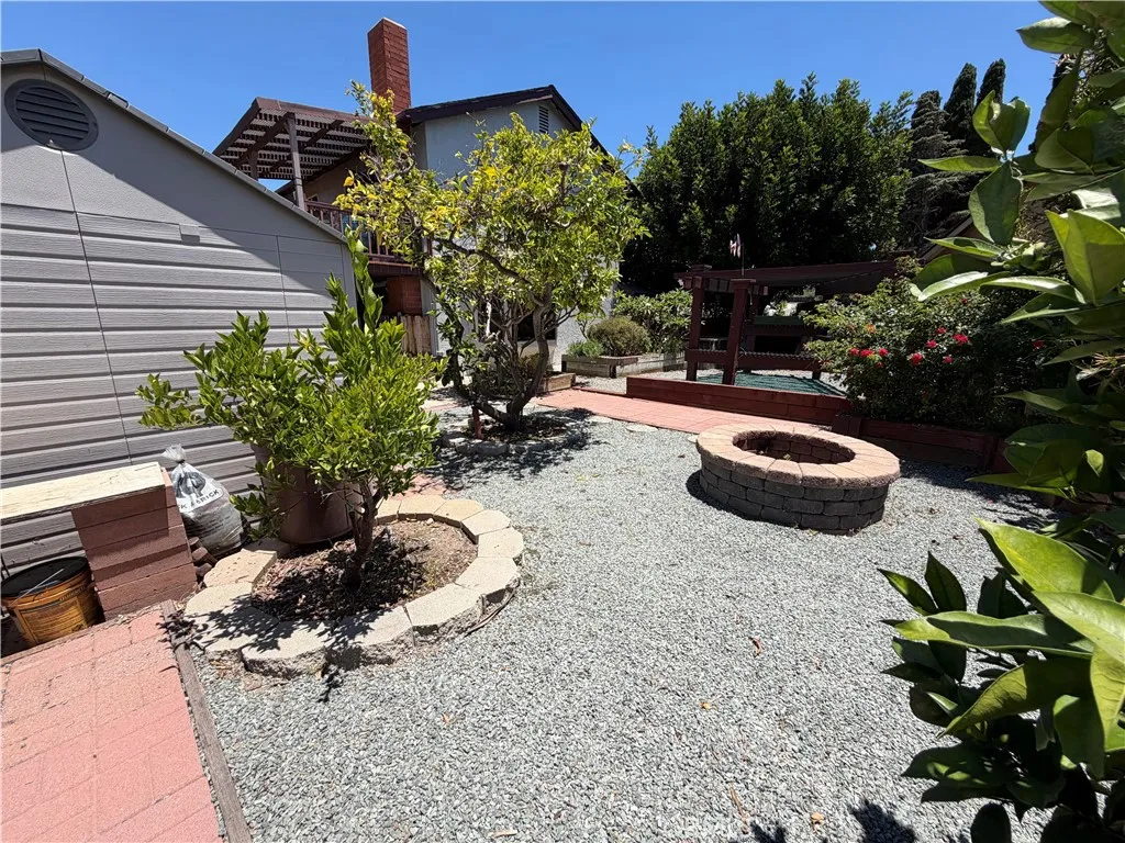 https://cdn.realtyfeed.com/cdn/127/306749363/cf49fdb4ec4c39af628b7db8038dd7eb.webp