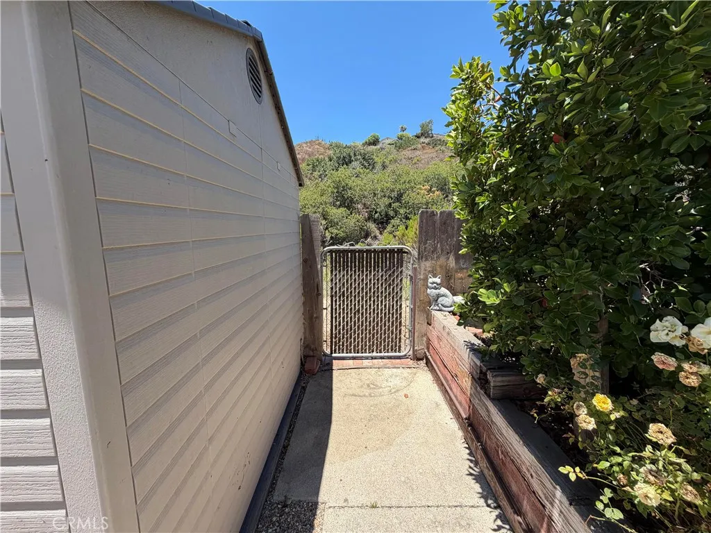 https://cdn.realtyfeed.com/cdn/127/306749363/d7ae1daba5b0c9e9c1acc995534d8e37.webp