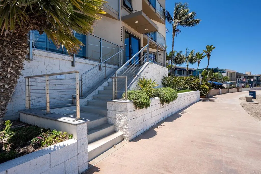 https://cdn.realtyfeed.com/cdn/127/306749404/31d3a9c0f41c7e113d7f4ff6d53ca13a.webp