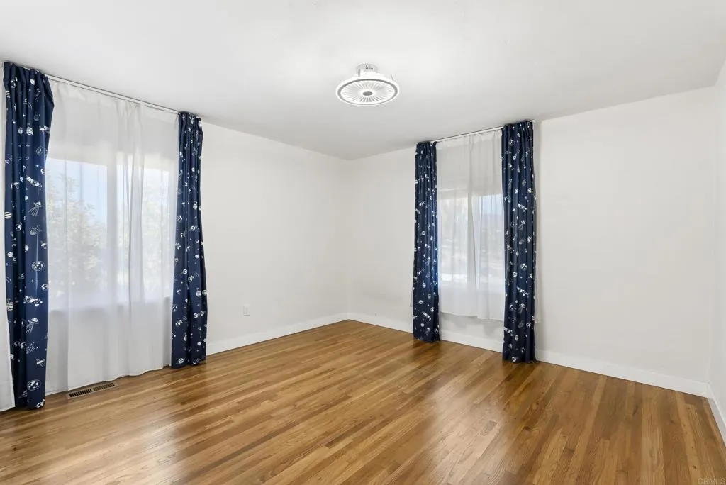 https://cdn.realtyfeed.com/cdn/127/306749448/01d8347c288446b5d0d4efb5c1346c2a.webp