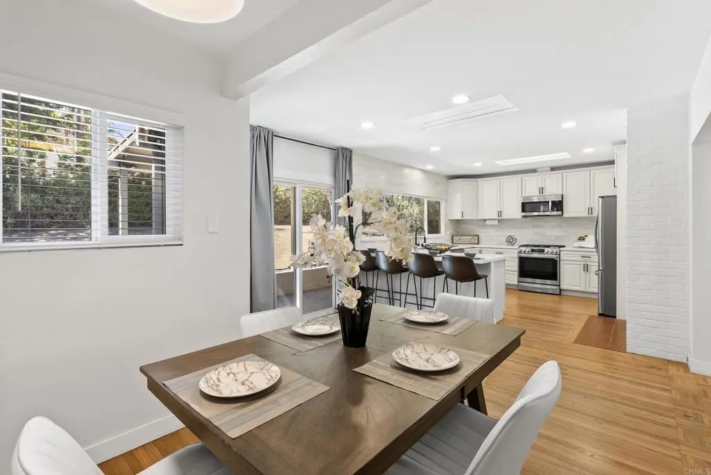 https://cdn.realtyfeed.com/cdn/127/306749448/260cedee6055fcf4aa715bf4589130f6.webp