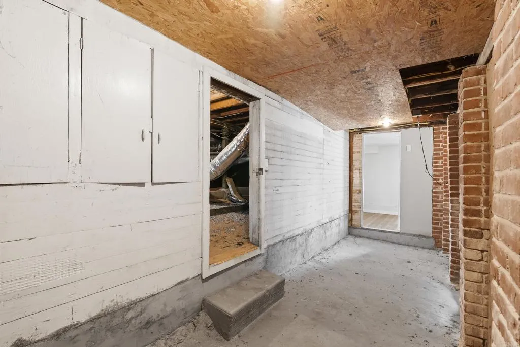 https://cdn.realtyfeed.com/cdn/127/306749448/4463ad9e603edb038de3f72465b6dc22.webp