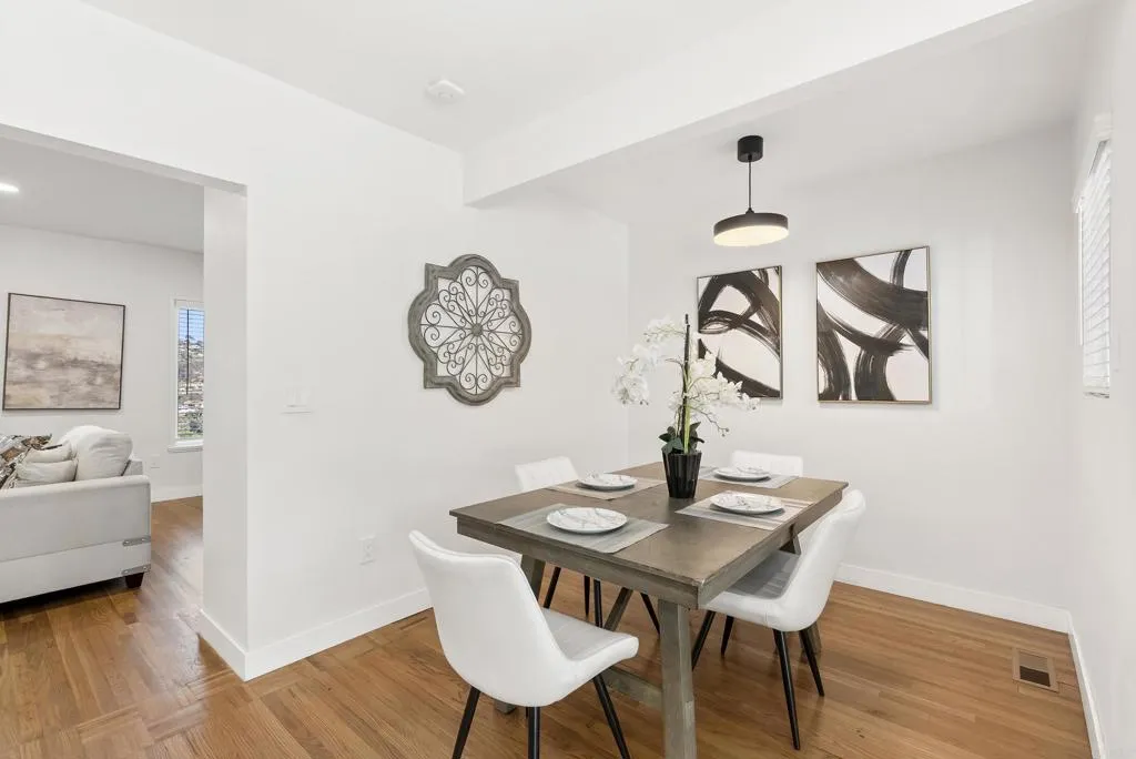 https://cdn.realtyfeed.com/cdn/127/306749448/4af31cdaec70f1768a703826847b9db0.webp