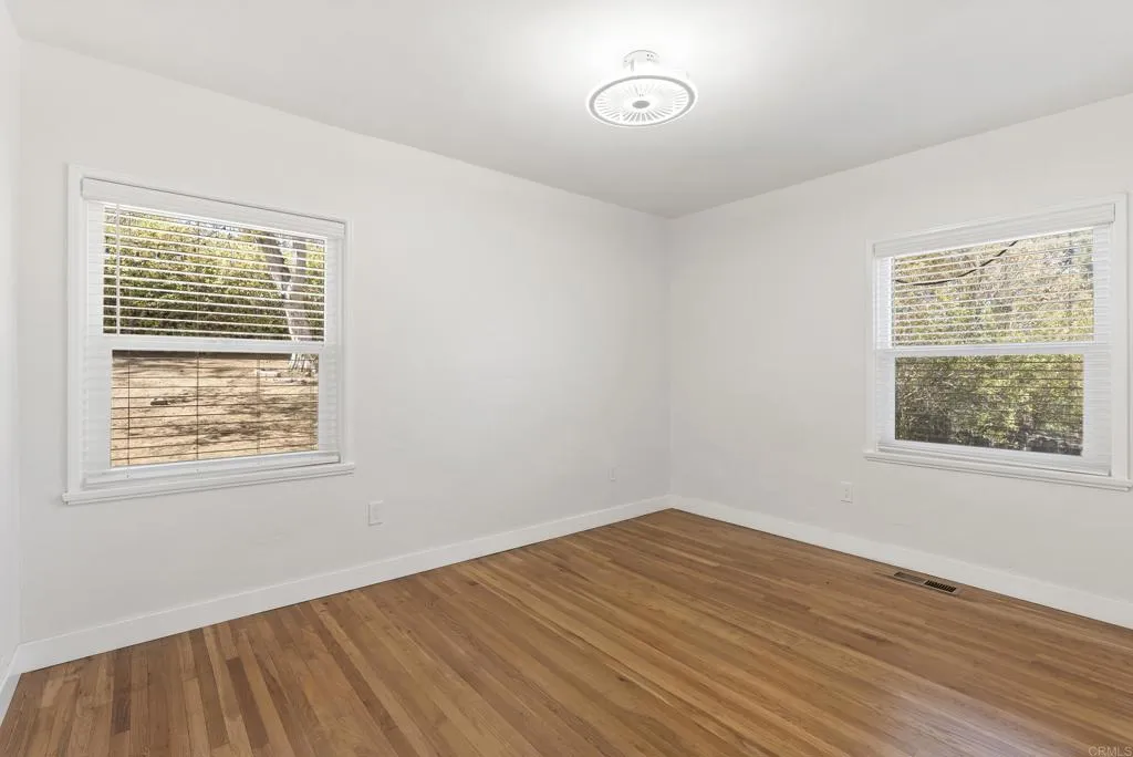 https://cdn.realtyfeed.com/cdn/127/306749448/6d36a7cf300685d44d17d63d1e3ab3cb.webp