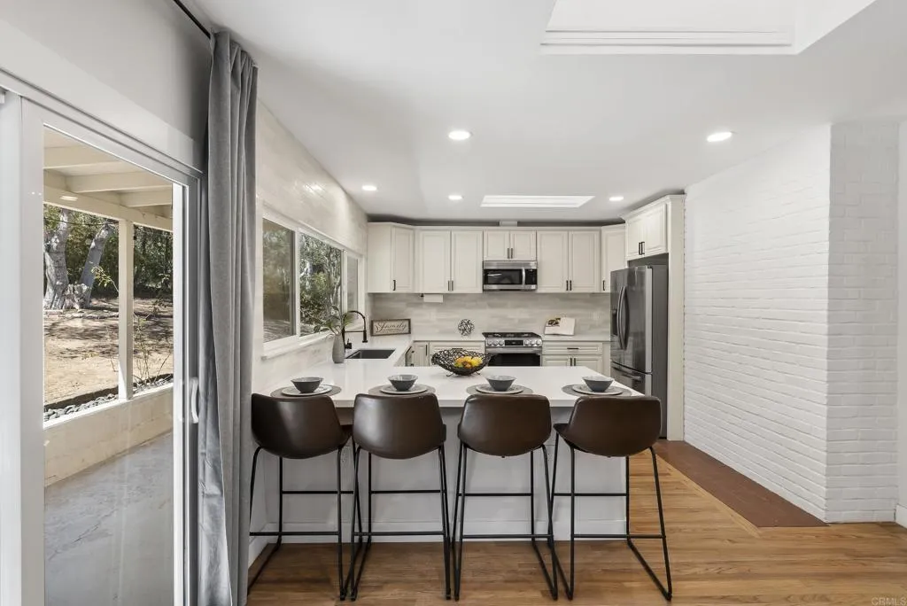 https://cdn.realtyfeed.com/cdn/127/306749448/79d894ecfd02b2f3c7af06ff1eed44aa.webp