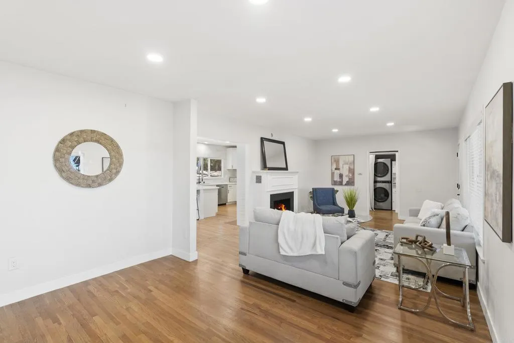 https://cdn.realtyfeed.com/cdn/127/306749448/7d9f134d6bee38c6906a5ad2a12306ce.webp
